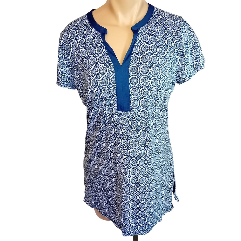 NWOT Liz Claiborne Medallion Batik Print Split Neck Tunic Top Business Casual M